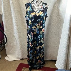 Summer print v neck maxi blue with tropical flowers